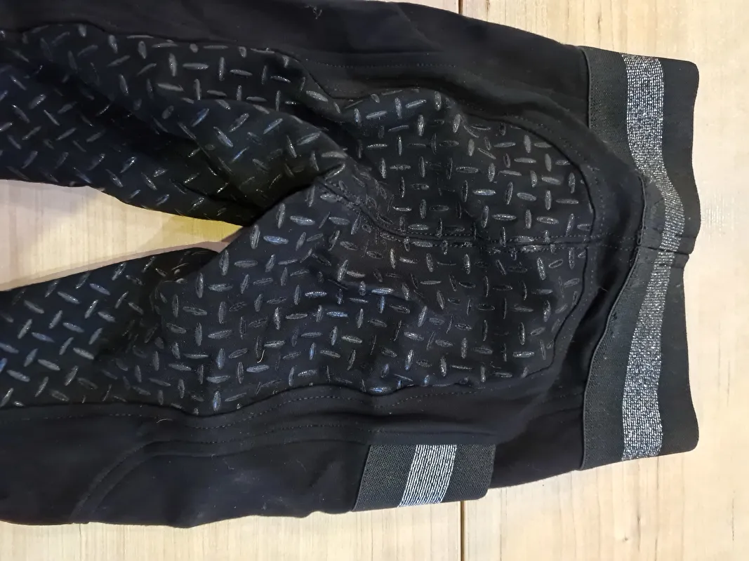 bryczesy Equilibre Aurelie, r. 116 cm, legginsy, czarne, pełny silikonowy lej, jak nowe - zdjęcie 7