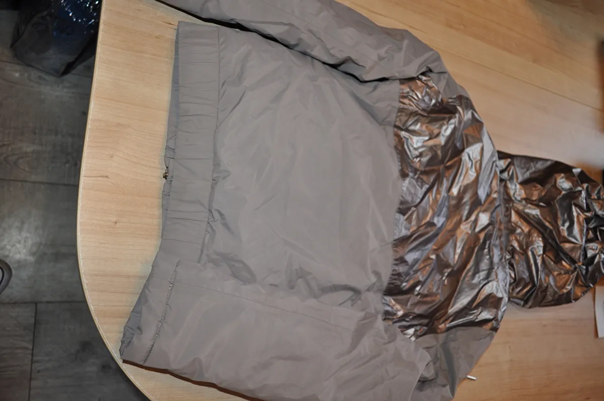 kurtka Steeds Maisie, r. 128 cm ,szara, młodzieżowa, z kapturem, młodzieżowa, bdb z wadą - zdjęcie 6