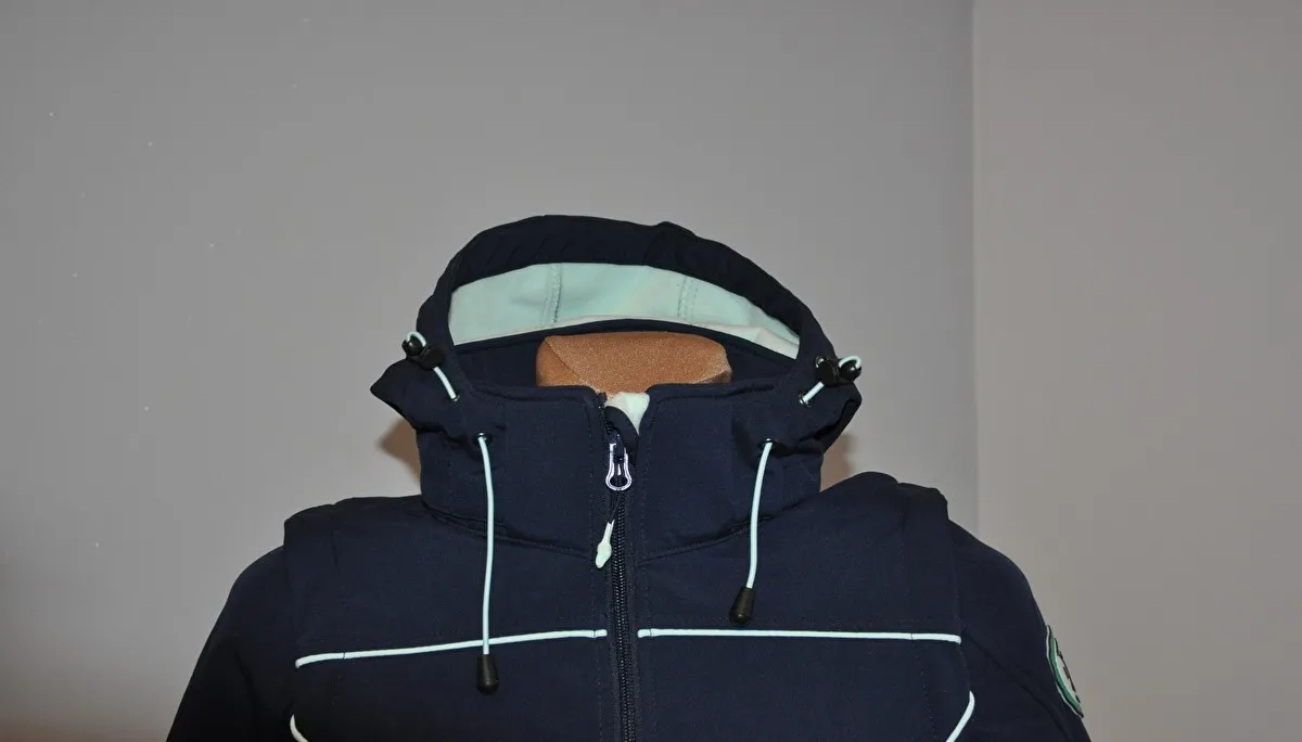 kurtka Steeds Liane, r. 140 cm, granatowaa, młodzieżowa, softshell, 2w1, jak Nowa (1) – zdjęcie 5