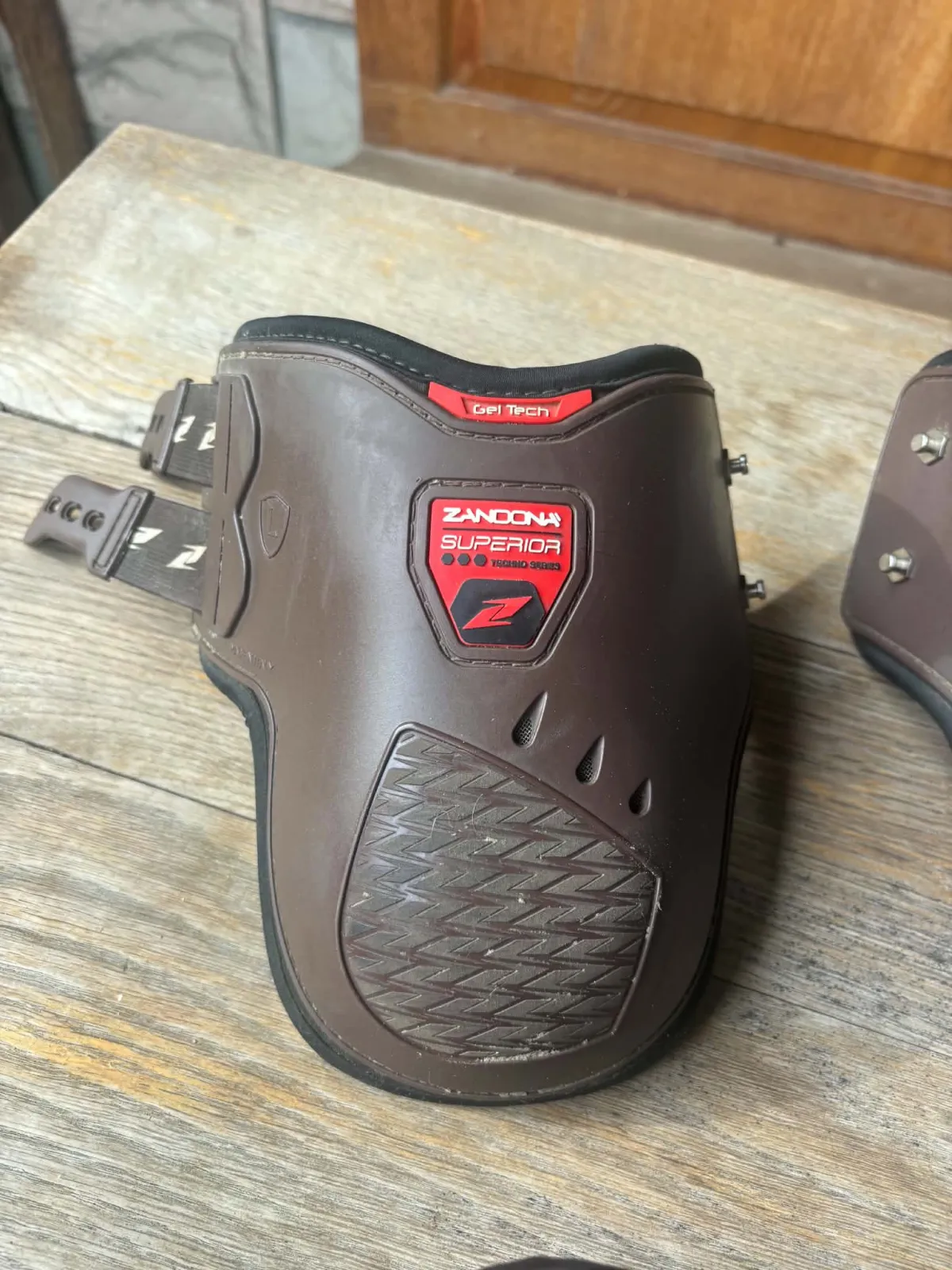 Ochraniacze Zandona full komplet - zdjęcie 3
