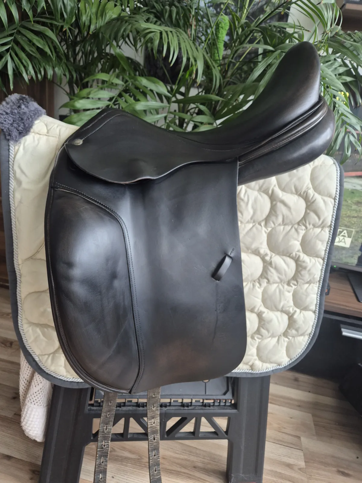 Siodlo ujeżdżeniowe Amerigo 17.5 L - zdjęcie 1